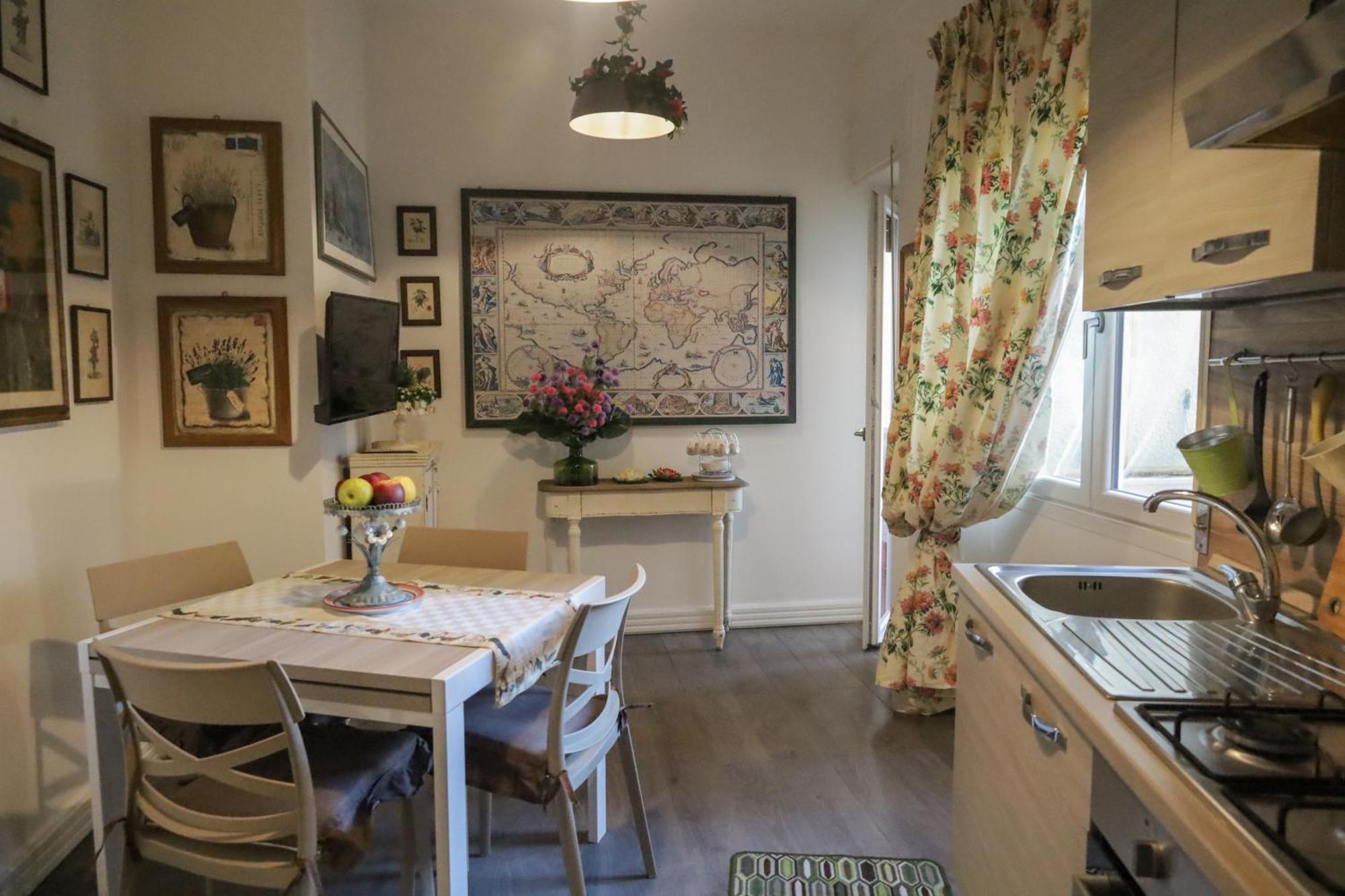 סאסארי Accademia Apartment מראה חיצוני תמונה